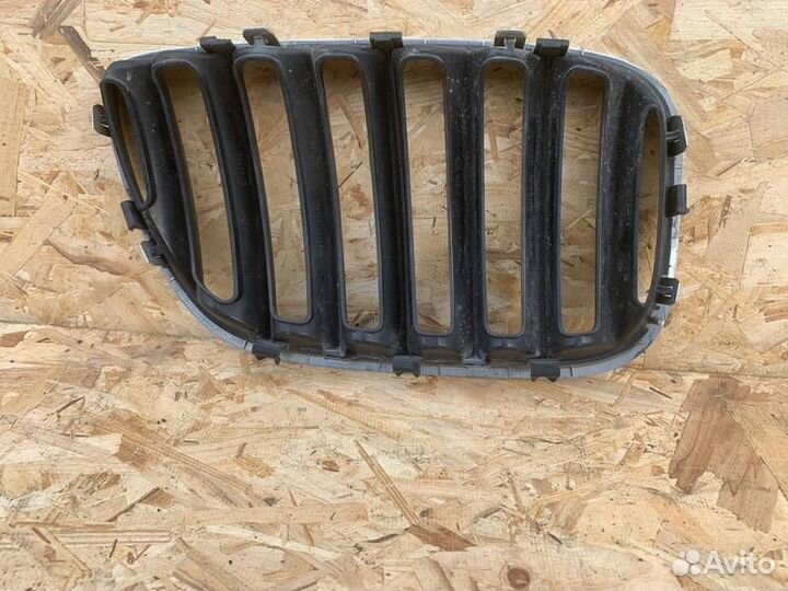 Решетка радиатора Л BMW X5 e53