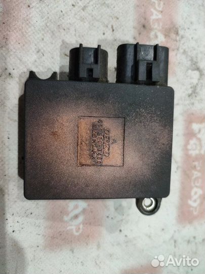 Блок управления вентилятором Mazda Cx-7 ER L3-VDT