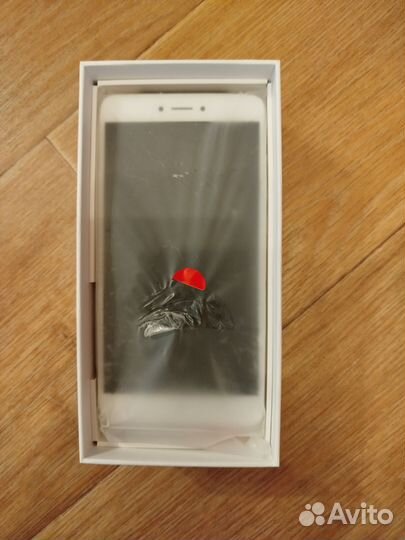 Xiaomi Redmi, 4 ГБ