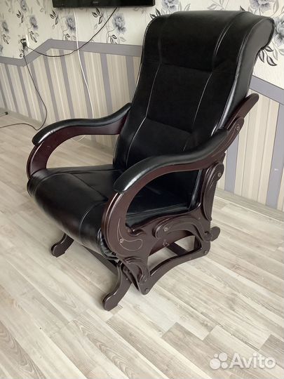 Кресло качалка маятниковое