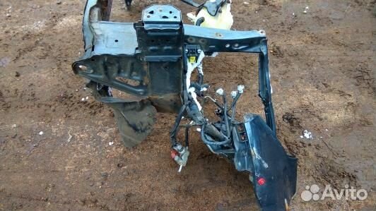 Передняя панель крепления облицовки (телевизор) to