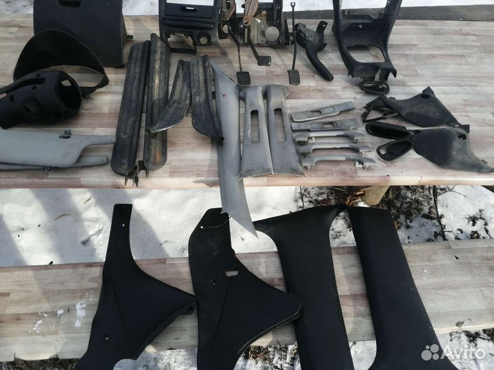 Пластик салонаМитсубиси Каризма