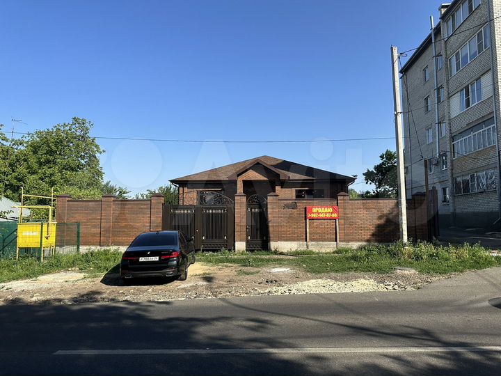 Дом 182 м² на участке 6,3 сот.