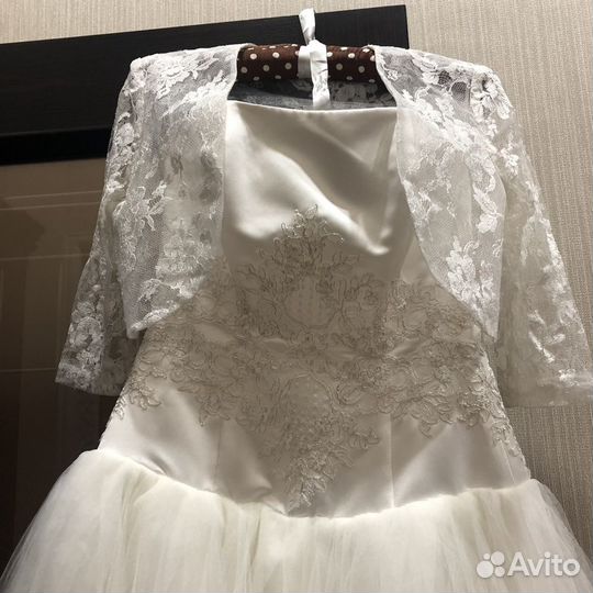 Свадебное платье