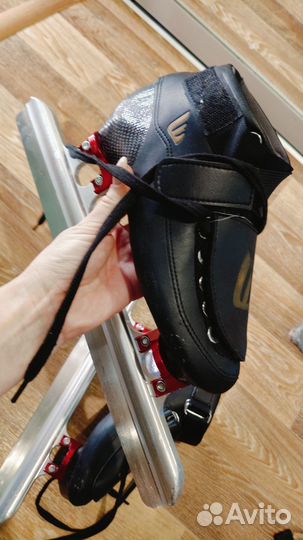 Коньки для шорт-трека