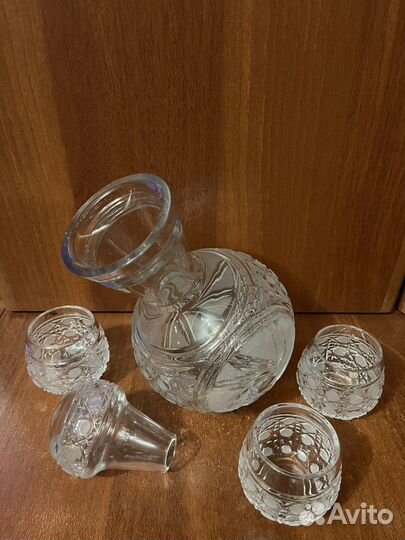 Графин хрустальный