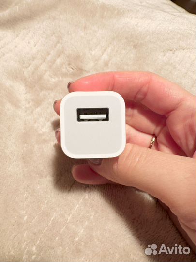 Американская вилка для розетки