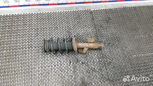 Стойка передняя правая mazda 5 1 (EEA23N501)