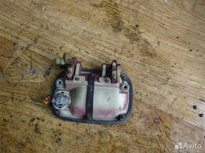 Ручка двери передней наружная левая Mitsubishi Ch