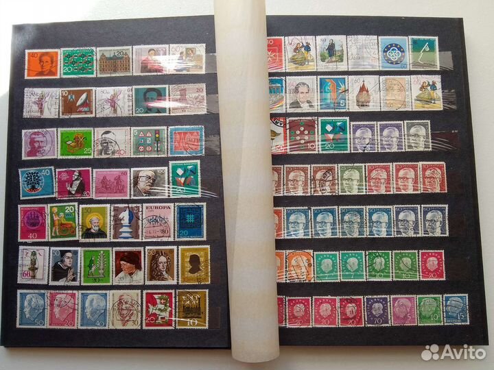 Альбом с иностранными марками
