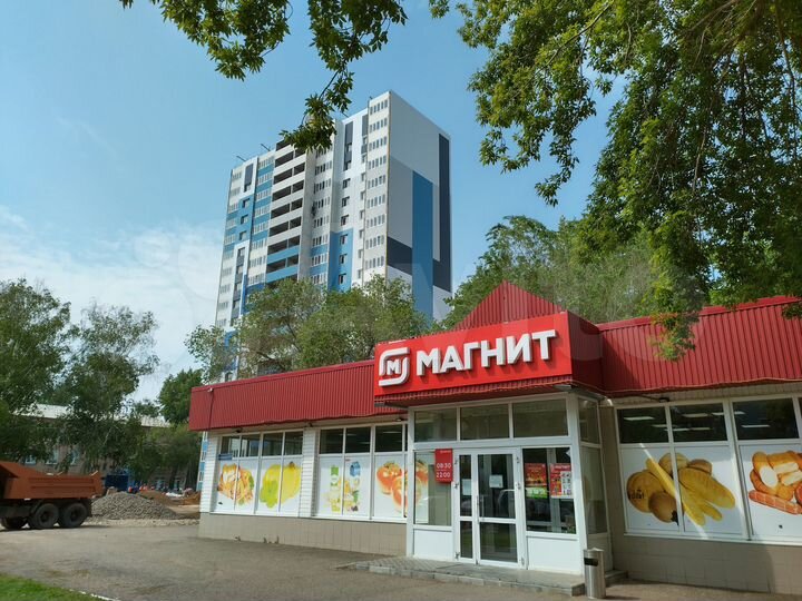 2-к. квартира, 57 м², 3/17 эт.