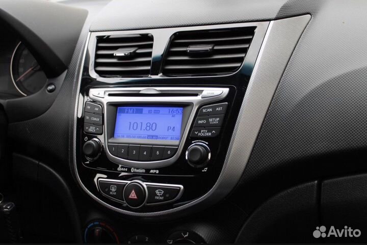 Штатная магнитола Hyundai Solaris