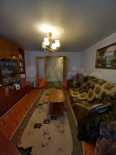 3-к. квартира, 70 м², 1/9 эт.