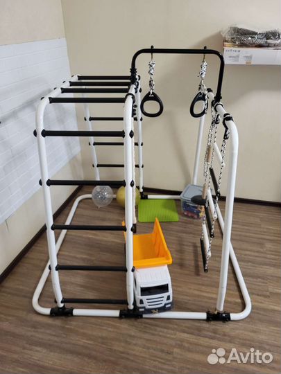 Детский спортивный комплекс для дома и улицы