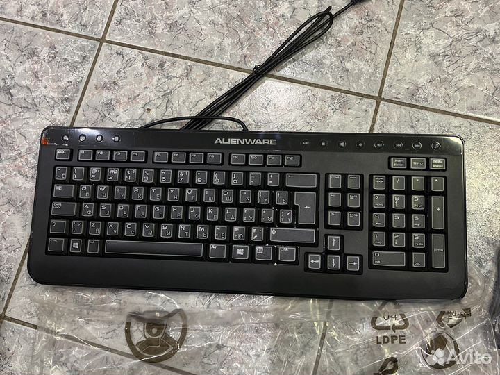 Alienware X51 клавиатура и мышь новые в упаковках