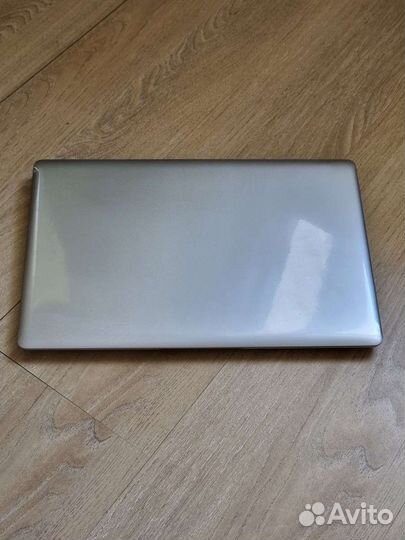 Новый ноутбук Microsoft