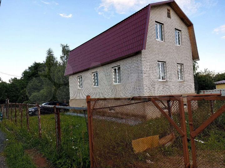 Дом 140 м² на участке 6 сот.