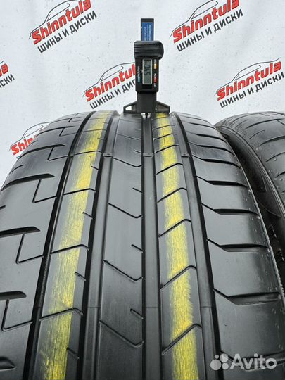 Pirelli P Zero PZ4 245/35 R19 93Y