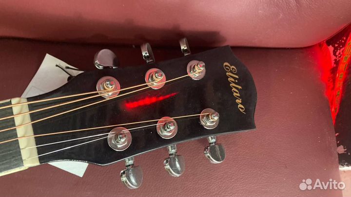 Электроакустическая гитара