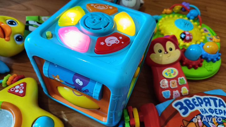 Игрушки развивающие пакетом