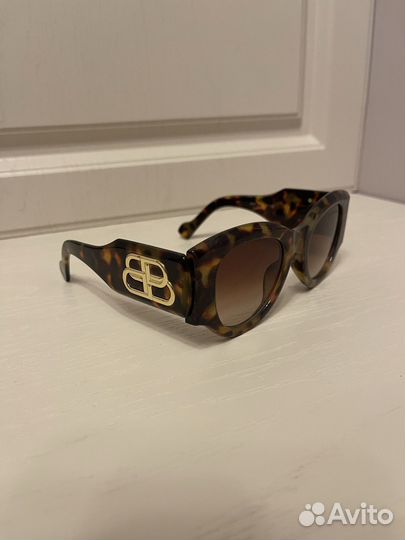 Очки солнцезащитные новинки 2023