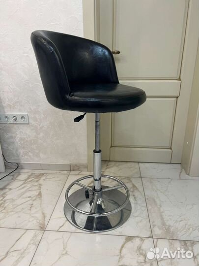 Стул для визажиста бровиста