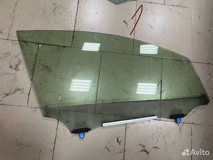 Стекло двери переднее Lexus NX