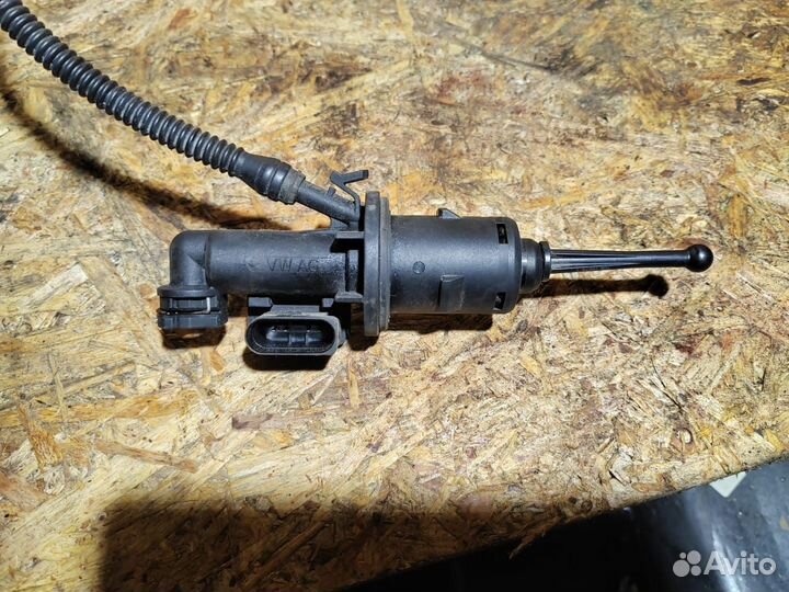 Цилиндр сцепления главный VAG 1K0721388T