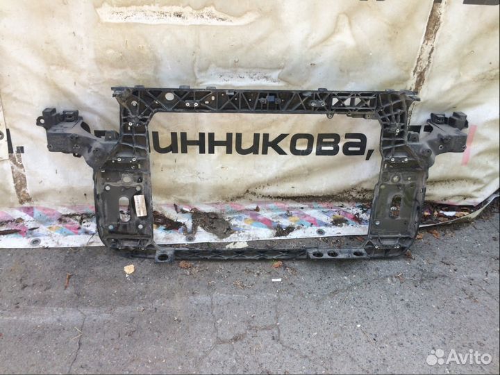 Панель крепления радиаторов Kia Sportage с 2010