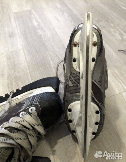 Коньки хоккейные Bauer