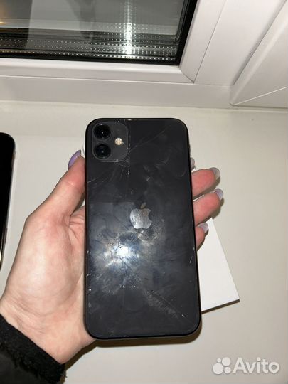 iPhone 11, 128 ГБ