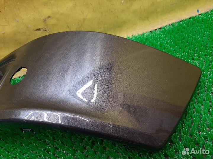 Накладка противотуманной фары передняя левая Tank