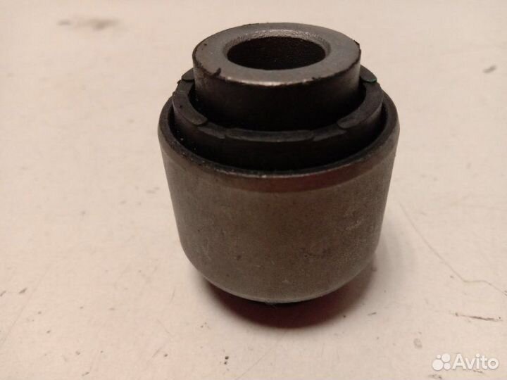 Сайлентблок задней балки Volkswagen Passat B5