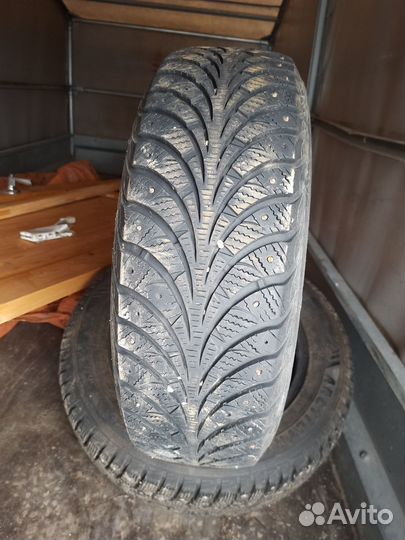 Goodyear UltraGrip Extreme 185/65 R15 88T