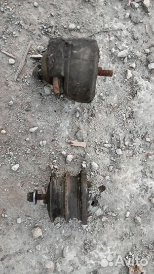 Подушка двс Honda Legend KA7 KA8 C32A