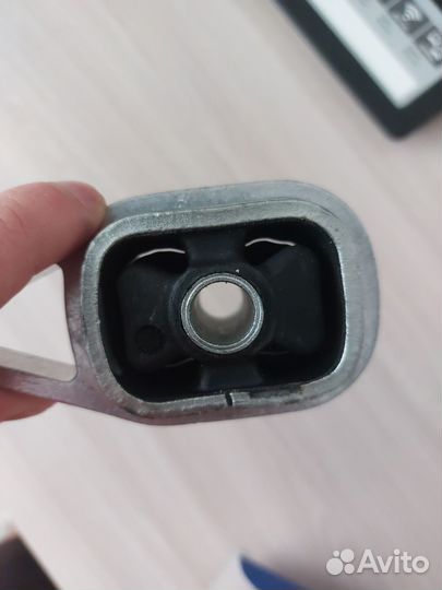 Подушка двс задняя Renault Symbol/Clio/Megane