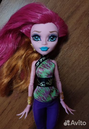 Monster High Джиджи Грант Gigi Scaremester