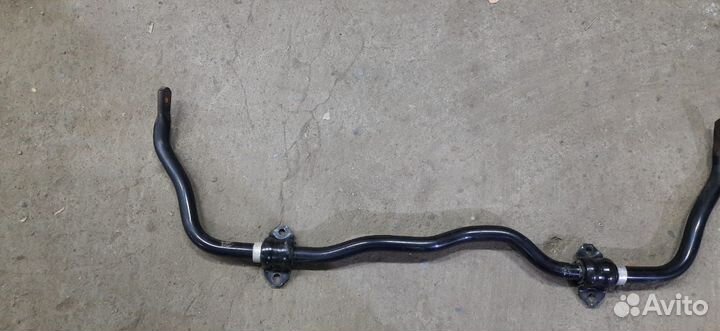 Передний стабилизатор Toyota C-HR