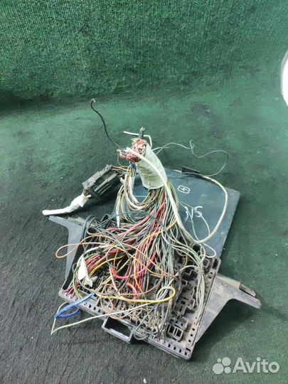 Блок предохранителей Ford Transit (1986-2000)