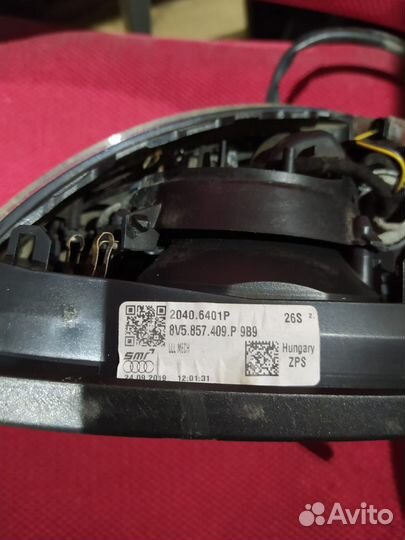 Зеркало левое Audi A3 8V