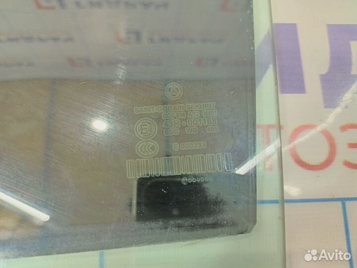 Стекло двери задней левой Mercedes-Benz CLS-Class