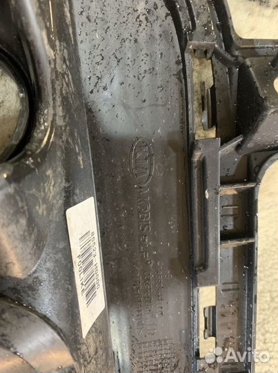 Заглушка противотуманной фары Kia Rio 4 Оригинал