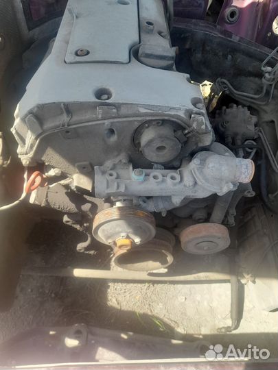 Двигатель 2.0 Mercedes-Benz C 200 111.945