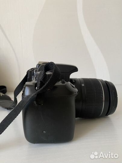 Зеркальный фотоаппарат Canon EOS 1100d