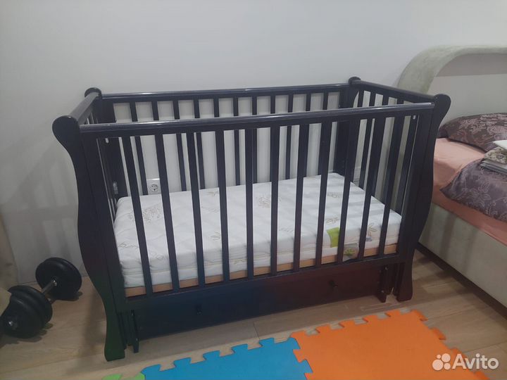 Детская кровать с матрасом с рождения