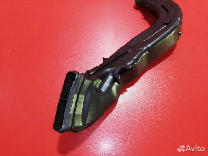 Воздухозаборник Ford Focus CB4 qqdb 2009