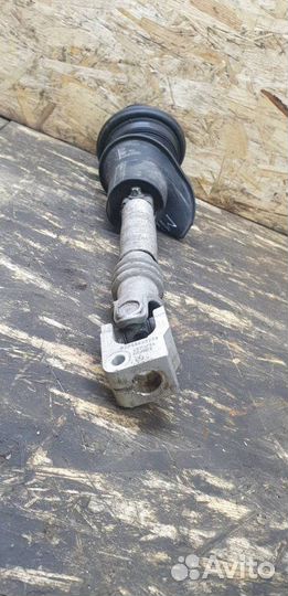 Рулевой карданчик Mercedes Cls W218 3.5 2012