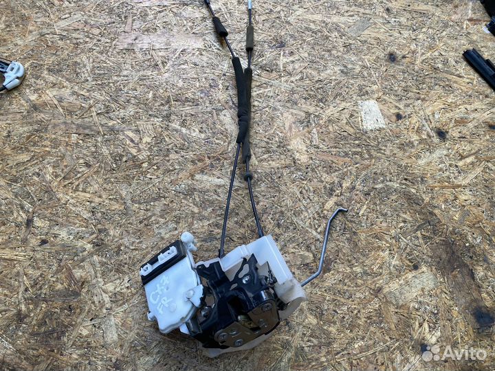 Замок двери mazda cx7 2007