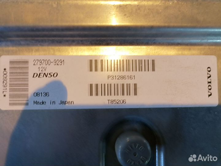 Блок управления двигателем B5244S5 31286161 Volvo