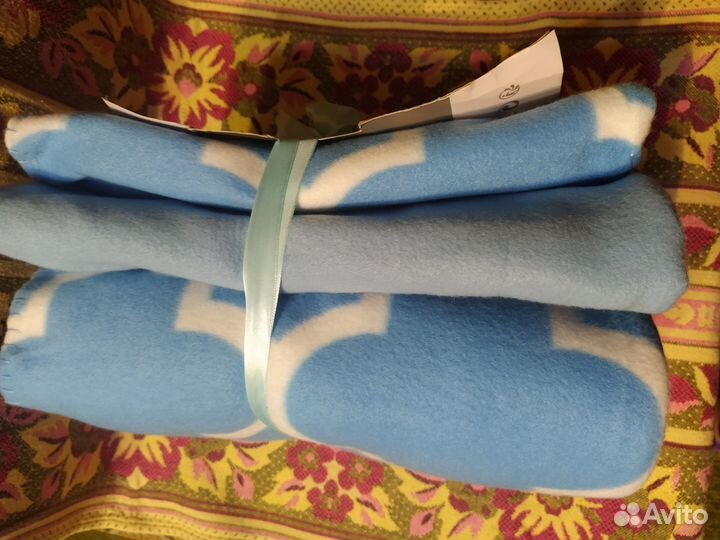 Пледы флисовые